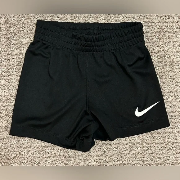 Nike Dri-FIT White Polo and Black Shorts - Infant - Picture 7 of 8